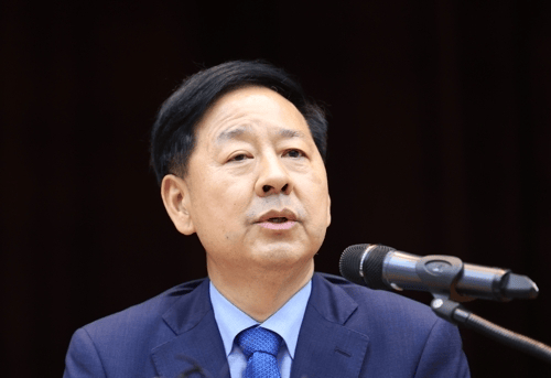 韓國經(jīng)濟(jì)副總理：美方不再堅(jiān)持3500億美元投資全部以現(xiàn)金形式提供，這是“重大進(jìn)展”:西鳳酒
