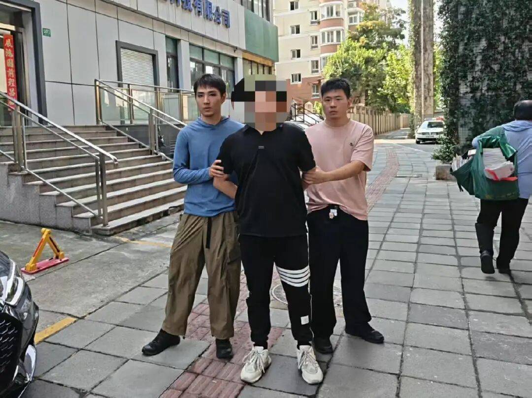 “我的微信名不叫這個<strong></p>
<p>西鳳酒
</strong>，太惡心了吧”！上海一對房東房客，被中介做局了:西鳳酒
