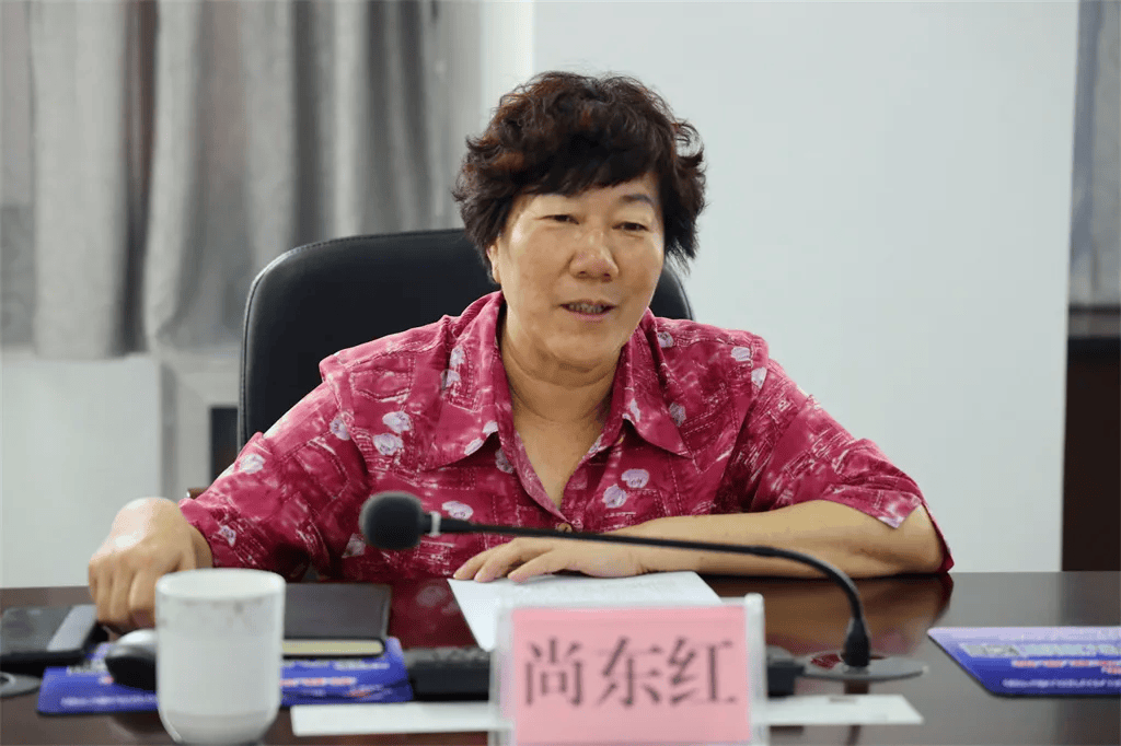 尚東紅，嚴(yán)重違反黨的政治紀(jì)律、中央八項(xiàng)規(guī)定精神、組織紀(jì)律、廉潔紀(jì)律、工作紀(jì)律、生活紀(jì)律:西鳳酒
