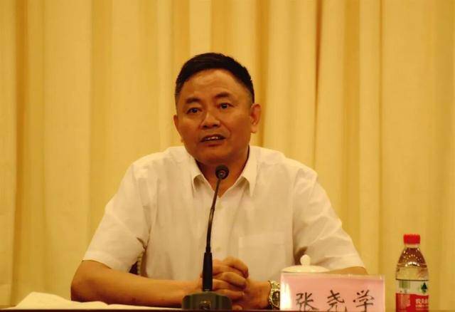 打虎！年近70歲的張堯?qū)W，卸任8年后被查:西鳳酒
