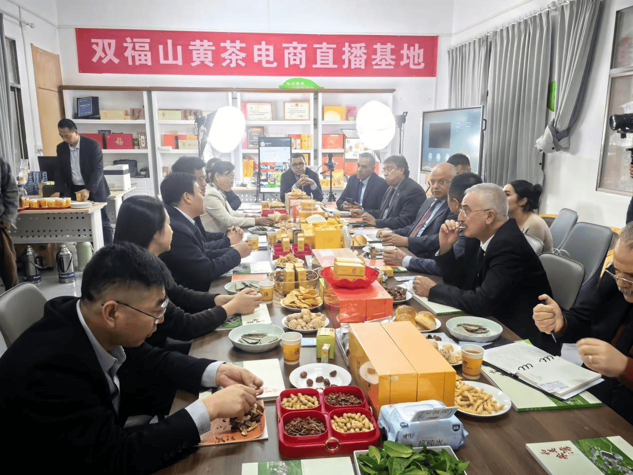大悟黃茶進(jìn)軍非洲市場(chǎng):西鳳酒

